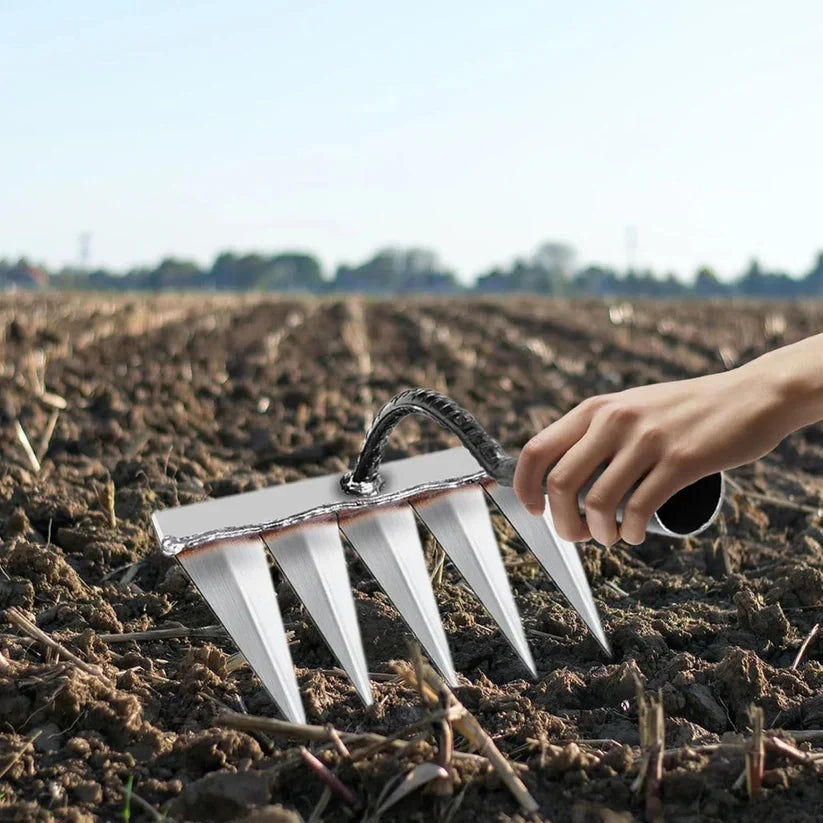TerraClaw Pro™ - 5 Teeth Carbon Steel Weeding Tool🌱 | Flat 50% Off 🔥